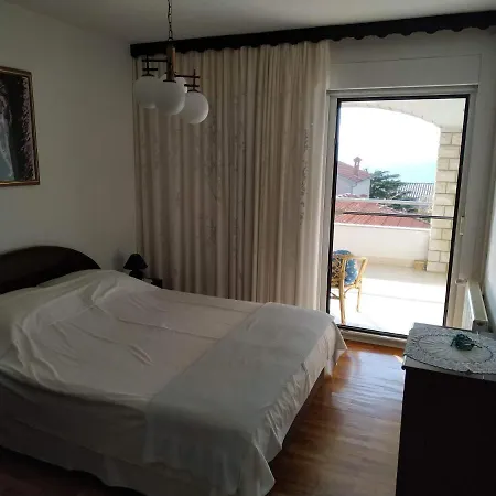Apartment Marino *