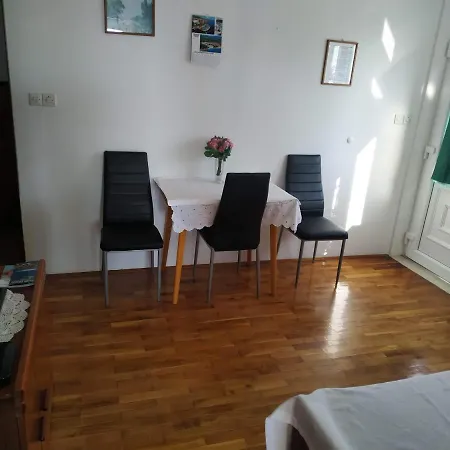 Apartment Marino *